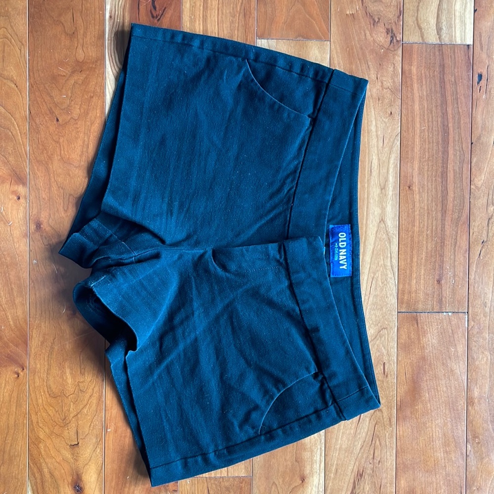 Old Navy shorts size 6